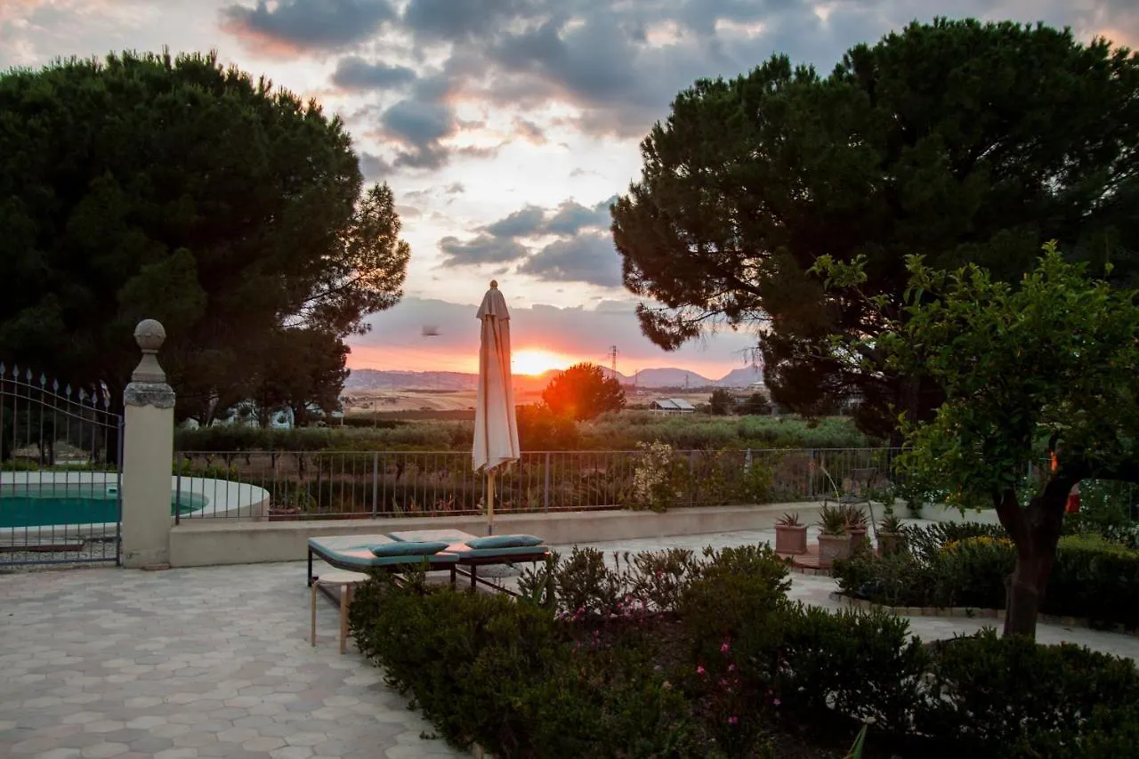***  Resort Fontes Episcopi Aragona İtalya